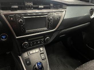 Toyota Auris Auris (E18) Hatchback 5-drs 1.8 16V Hybrid (2ZRFXE) [100kW]  (10-2012/=
03-2019) picture 20