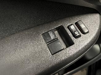 Toyota Corolla Corolla (E15) Sedan 1.6 Dual VVT-i 16V (1ZRFE) [91kW]  (01-2007/...) picture 19