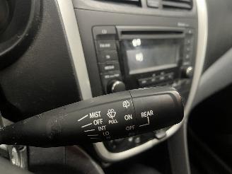 Suzuki Celerio Celerio (LF) Hatchback 5-drs 1.0 12V (K10C) [50kW]  (03-2014/...) picture 18