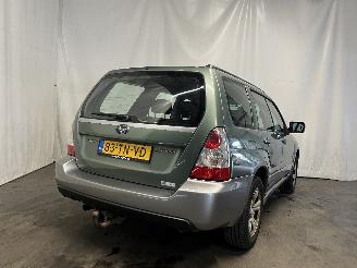 Subaru Forester Forester (SG) SUV 2.0 16V X (EJ204) [116kW]  (06-2005/05-2008) picture 5