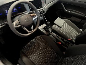 Volkswagen Polo Polo VI (AW1) Hatchback 5-drs 1.0 MPI 12V (DSGD) [59kW]  (10-2020/...)= picture 23