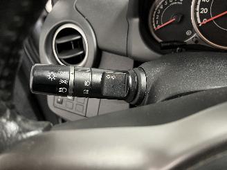 Mazda 2 2 (DE) Hatchback 1.3 16V MZR (ZJ46) [62kW]  (01-2010/06-2015) picture 18