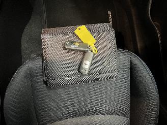 Mazda 2 2 (DJ/DL) Hatchback 1.5 SkyActiv-G 90 M Hybrid (P5XC) [66kW]  (08-2019=
/...) picture 25