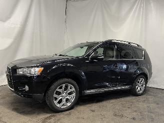 Mitsubishi Outlander Outlander (CW) SUV 2.0 16V 4x2 (4B11) [108kW]  (11-2006/11-2012) picture 3