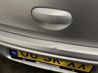 Mitsubishi Colt Colt (Z2/Z3) Hatchback 1.3 16V (135.930) [70kW]  (06-2004/06-2012) picture 10