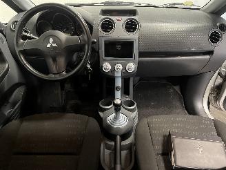 Mitsubishi Colt Colt (Z2/Z3) Hatchback 1.3 16V (135.930) [70kW]  (06-2004/06-2012) picture 16