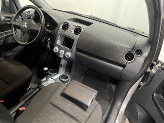 Mitsubishi Colt Colt (Z2/Z3) Hatchback 1.3 16V (135.930) [70kW]  (06-2004/06-2012) picture 13