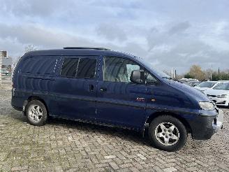 Hyundai H-200 H-1/H-200 Van 2.5 CRDi Powervan (D4CB) [103kW]  (08-2003/12-2007) picture 7