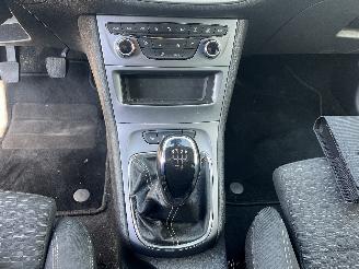 Opel Astra Astra K Sports Tourer Combi 1.0 Turbo 12V (B10XFT(Euro 6)) [77kW]  (01=
-2016/12-2022) picture 27