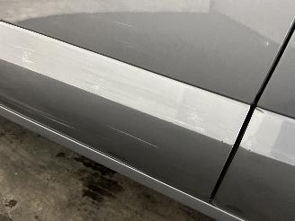 Renault Koleos Koleos I SUV 2.5 16V (2TR-703) [126kW]  (09-2008/06-2017) picture 9