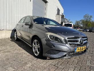 Mercedes A-klasse A (W176) Hatchback 1.6 A-180 16V (M270.910) [90kW]  (09-2012/05-2018) picture 6