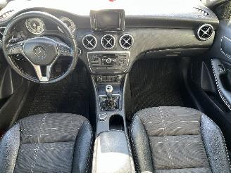 Mercedes A-klasse A (W176) Hatchback 1.6 A-180 16V (M270.910) [90kW]  (09-2012/05-2018) picture 14