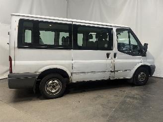 Ford Transit Transit Bus 2.2 TDCi 16V (P8FB(Euro 4)) [63kW]  (04-2006/08-2014) picture 6