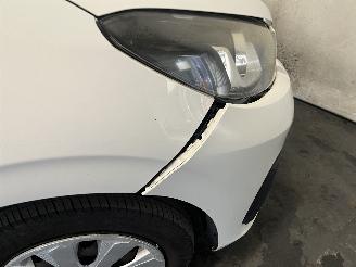 Peugeot 108 108 Hatchback 1.0 12V (1KRFE(CFB)) [51kW]  (05-2014/...) picture 8