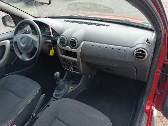 Dacia Sandero Sandero I (BS) Hatchback 1.6 (K7M-718) [64kW]  (06-2008/12-2012) picture 6