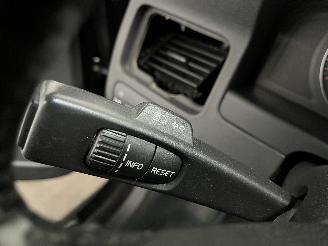 Volvo V-40 V40 (MV) Hatchback 5-drs 1.6 D2 (D4162T) [84kW]  (03-2012/12-2016) picture 14