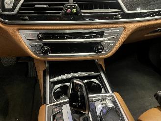 BMW 7-serie 7 serie (G11/G12) Sedan 750 Li XDrive V8 32V (N63-B44C) [330kW]  (09-2=
015/02-2019) picture 21