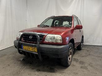 Coche accidentado Suzuki Grand-vitara Grand Vitara I (FT/GT/HT) SUV 2.0 16V (J20A) [94kW]  (03-1998/07-2003)= 2000/12