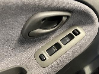 Suzuki Grand-vitara Grand Vitara I (FT/GT/HT) SUV 2.0 16V (J20A) [94kW]  (03-1998/07-2003)= picture 19