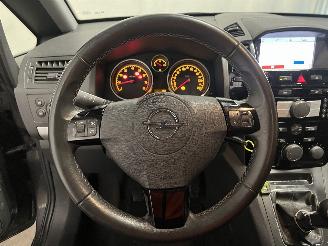 Opel Zafira Zafira (M75) MPV 1.8 16V Ecotec (Z18XER(Euro 4)) [103kW]  (07-2005/04-=
2015) picture 19
