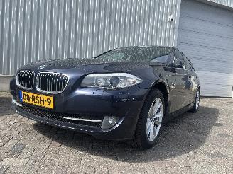 krockskadad bil auto BMW 5-serie 5 serie Touring (F11) Combi 520d 16V (N47-D20C) [135kW]  (06-2010/06-2=
014) 2011/7