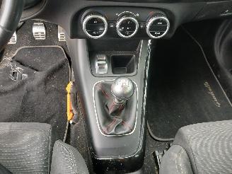 Alfa Romeo Giulietta Giulietta (940) Hatchback 1.4 TB 16V (940.B.7000) [88kW]  (04-2010/12-=
2020) picture 20