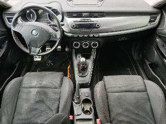 Alfa Romeo Giulietta Giulietta (940) Hatchback 1.4 TB 16V (940.B.7000) [88kW]  (04-2010/12-=
2020) picture 10