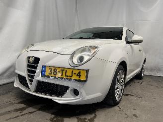 krockskadad bil auto Alfa Romeo MiTo MiTo (955) Hatchback 1.3 JTDm 16V Eco (199.B.4000) [62kW]  (01-2011/12=
-2015) 2012/3