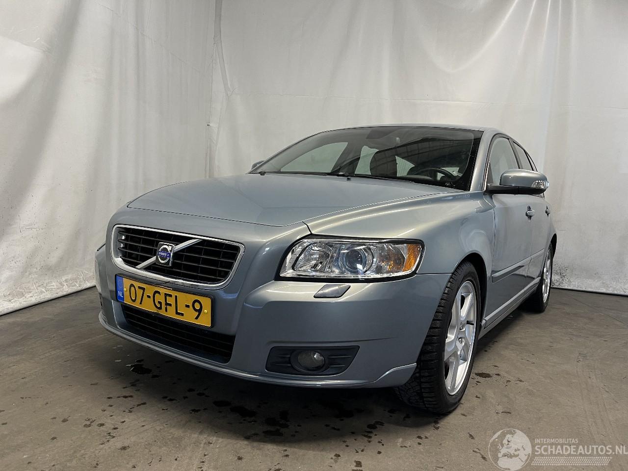Volvo V-50 V50 (MW) Combi 1.8 16V (B4184S11) [92kW]  (04-2004/12-2010)