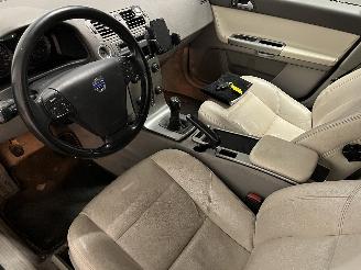 Volvo V-50 V50 (MW) Combi 1.8 16V (B4184S11) [92kW]  (04-2004/12-2010) picture 11