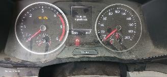 Volkswagen Crafter Crafter (SY) Chassis-Cabine 2.0 TDI FWD (DAUB) [75kW]  (11-2016/06-202=
4) picture 2