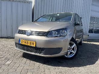 krockskadad bil auto Volkswagen Touran Touran (1T3) MPV 1.2 TSI (CBZB) [77kW]  (05-2010/08-2015) 2013/3