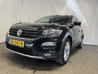 krockskadad bil auto Volkswagen T-Roc T-Roc I SUV 1.0 TSI 12V BlueMotion (CHZJ) [85kW]  (07-2017/11-2020) 2018/5
