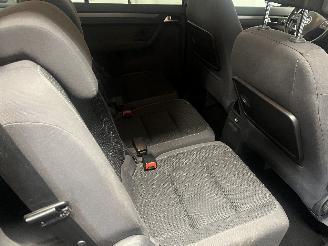 Volkswagen Touran Touran (1T3) MPV 1.6 TDI 16V (CAYC(Euro 5)) [77kW]  (05-2010/05-2015) picture 10