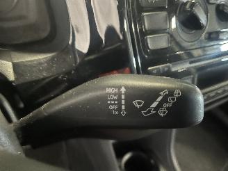 Volkswagen Up! Up! (121) Hatchback 1.0 12V 60 (CHYA) [44kW]  (08-2011/08-2020) picture 15