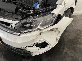 Volkswagen Polo Polo VI (AW1) Hatchback 5-drs 1.0 MPI 12V (DSGD) [59kW]  (10-2020/...)= picture 15