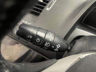 Honda Civic Civic (FA/FD) Sedan 1.3 Hybrid (LDA2) [70kW]  (01-2006/12-2010) picture 16