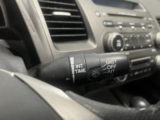 Honda Civic Civic (FA/FD) Sedan 1.3 Hybrid (LDA2) [70kW]  (01-2006/12-2010) picture 17