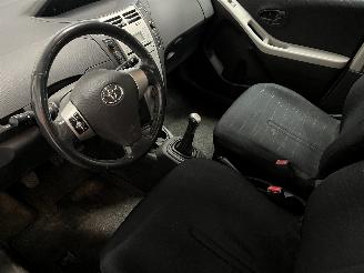 Toyota Yaris Yaris II (P9) Hatchback 1.3 16V VVT-i (2SZFE) [64kW]  (08-2005/11-2010=
) picture 14