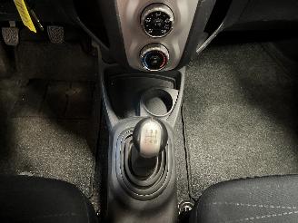 Toyota Yaris Yaris II (P9) Hatchback 1.3 16V VVT-i (2SZFE) [64kW]  (08-2005/11-2010=
) picture 20