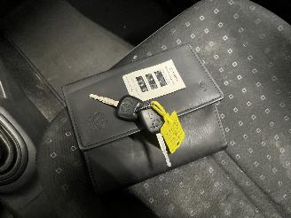 Toyota Yaris Yaris II (P9) Hatchback 1.0 12V VVT-i (1KR-FE) [51kW]  (08-2005/12-201=
1) picture 25