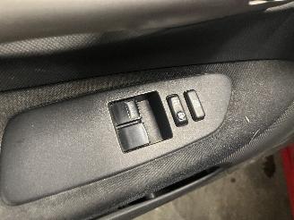 Toyota Auris Auris (E15) Hatchback 1.6 Dual VVT-i 16V (1ZRFE) [91kW]  (03-2007/09-2=
012) picture 16