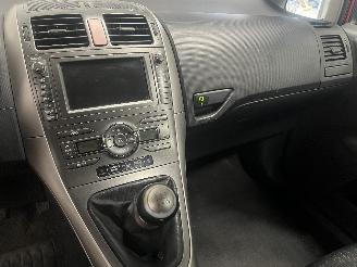 Toyota Auris Auris (E15) Hatchback 1.6 Dual VVT-i 16V (1ZRFE) [91kW]  (03-2007/09-2=
012) picture 19