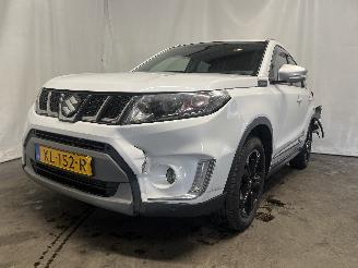 skadebil auto Suzuki Vitara Vitara (LY/MY) SUV 1.4 S Turbo 16V (K14C) [103kW]  (09-2015/...) 2016/10