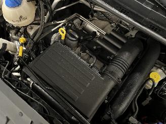 Skoda Fabia Fabia III Combi (NJ5) Combi 5-drs 1.2 TSI 16V Greentech (CJZD(Euro 6))=
 [81kW]  (10-2014/12-2022) picture 24