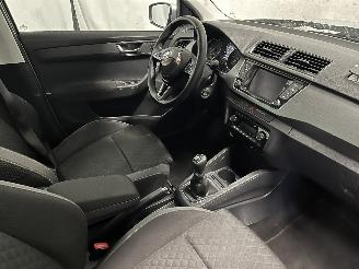 Skoda Fabia Fabia III Combi (NJ5) Combi 5-drs 1.2 TSI 16V Greentech (CJZD(Euro 6))=
 [81kW]  (10-2014/12-2022) picture 27