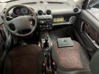 Hyundai Atos Atos Hatchback 1.1 12V (G4HG) [46kW]  (01-1997/12-2008) picture 11