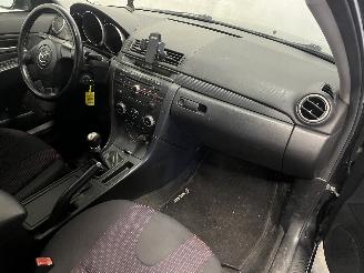 Mazda  3 (BK12) Sedan 1.6i 16V (Z627) [77kW]  (02-2004/06-2009) picture 8
