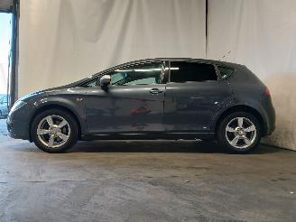 Seat Leon Leon (1P1) Hatchback 5-drs 1.4 TSI 16V (CAXC) [92kW]  (11-2007/12-2012=
) picture 4