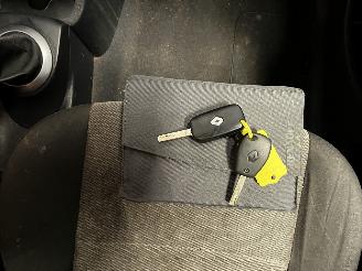 Renault Modus Modus/Grand Modus (JP) MPV 1.2 16V TCE 100 (D4F-784(D4F-H7)) [74kW]  (=
05-2007/12-2012) picture 22